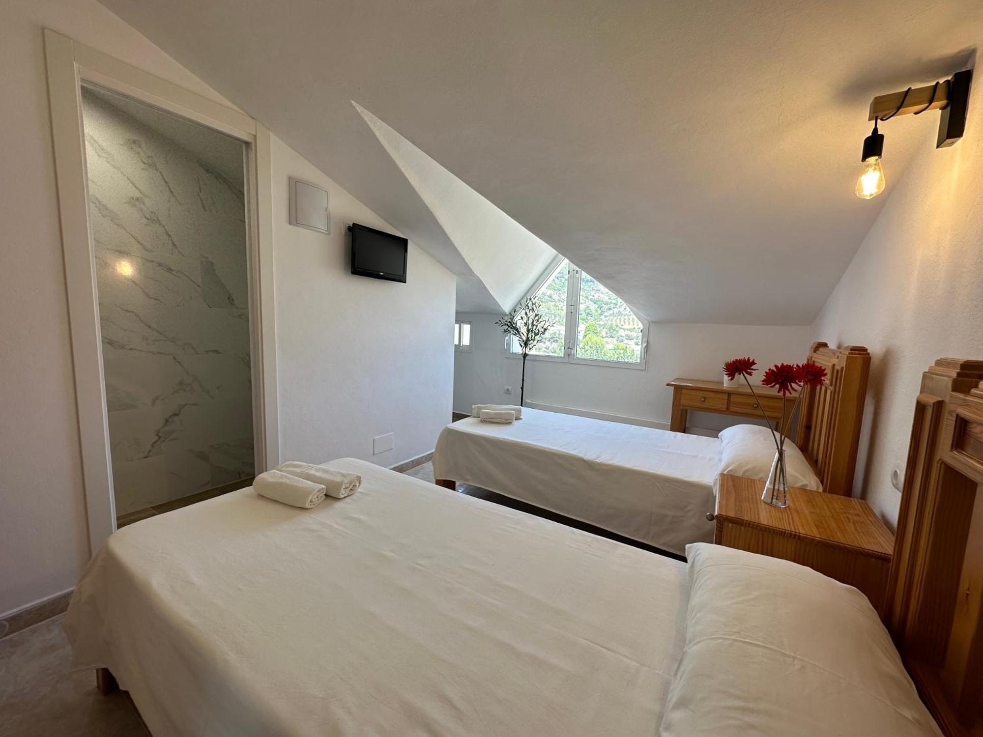 Hostal Sango Sierra De Las Nieves Alozaina Esterno foto